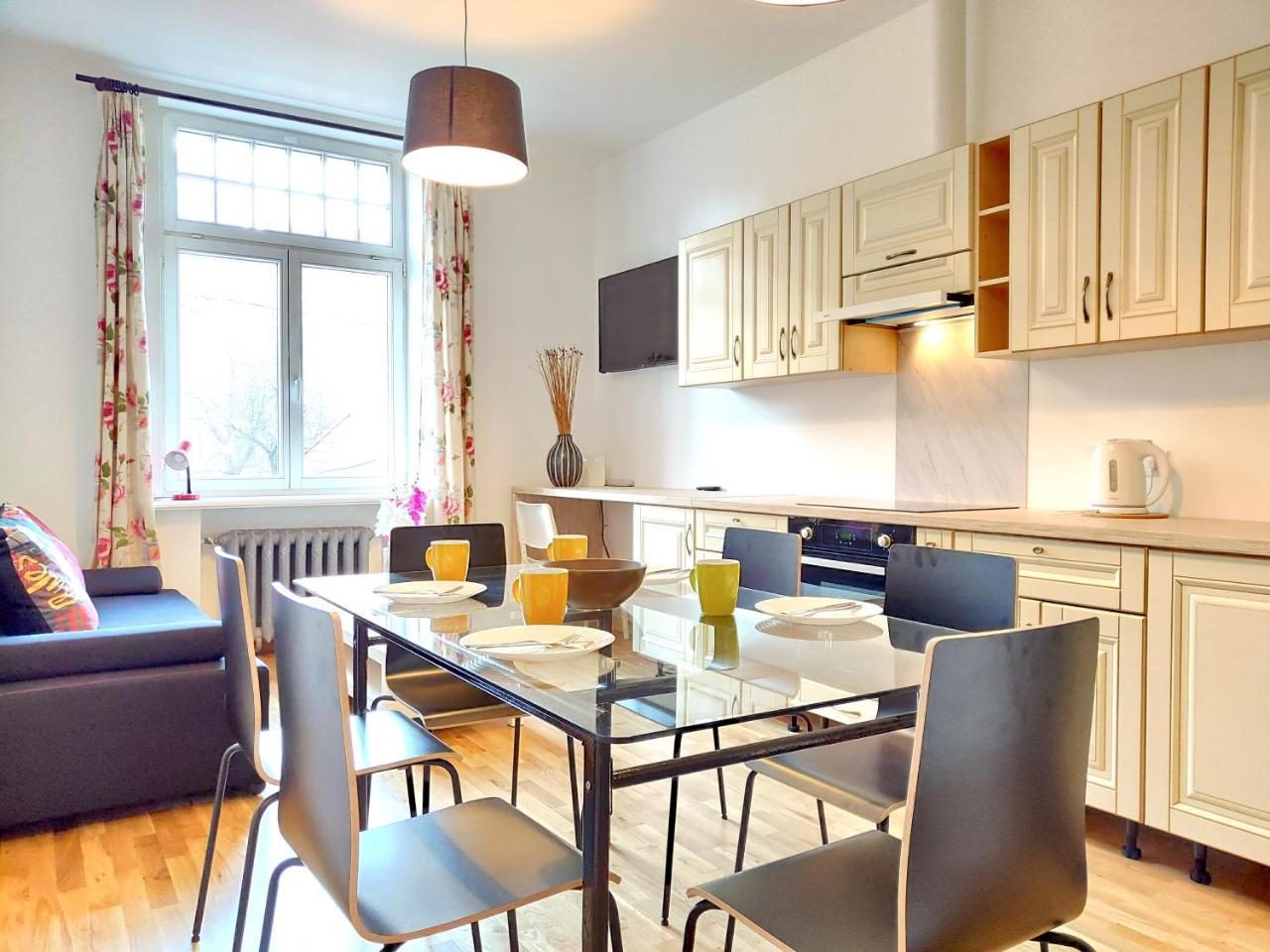 Brivibas Center Apartments Riga Exterior photo